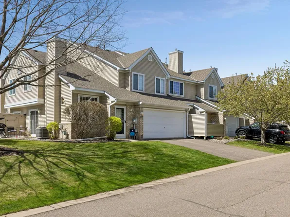 2200 Ranchview Ln N Unit 136, Plymouth, MN 55447