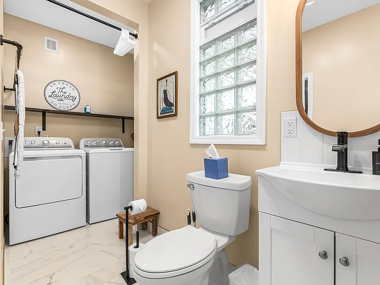 295 Euclid St #3 — Photo 16