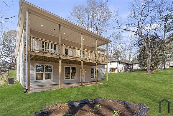 3 bed, 1800 sqft, $3,800 — Photo 2