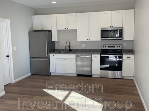 2nd image of 4119 Mountain Trek Way