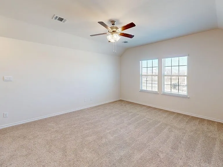 1526 Forever Way — Photo 11