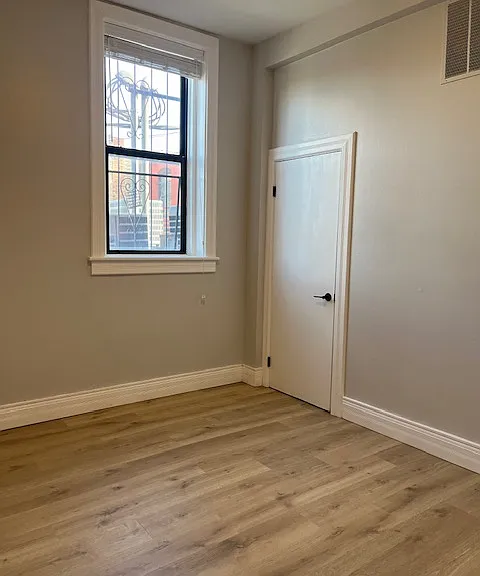 101 W B St #203 — Photo 11