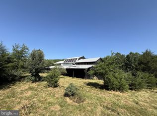 200 High Meadow Rd, Lost City, WV 26810