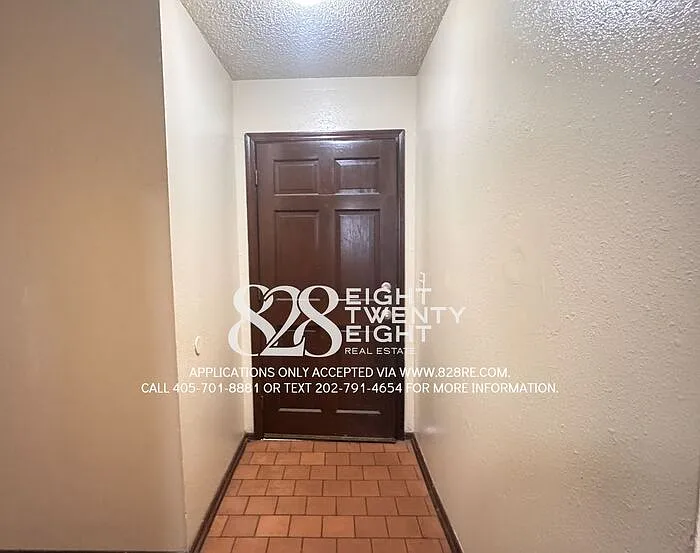 4103 N Oak Grove Dr — Photo 6