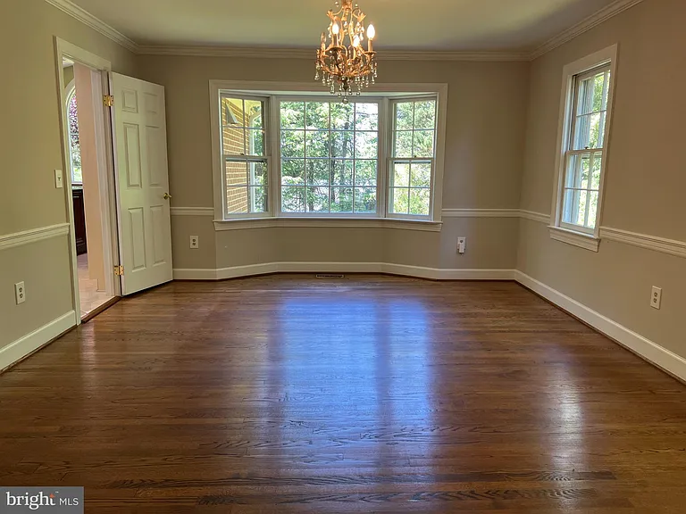 10220 Cedar Pond Dr — Photo 9