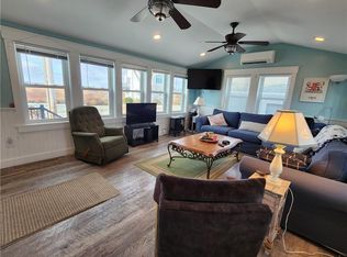 10 Avenue D, Narragansett, RI 02882