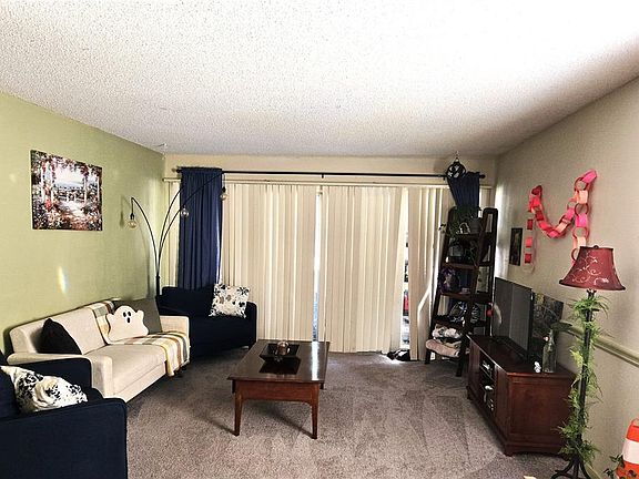 3rd image of 6519 W Newberry Rd #204