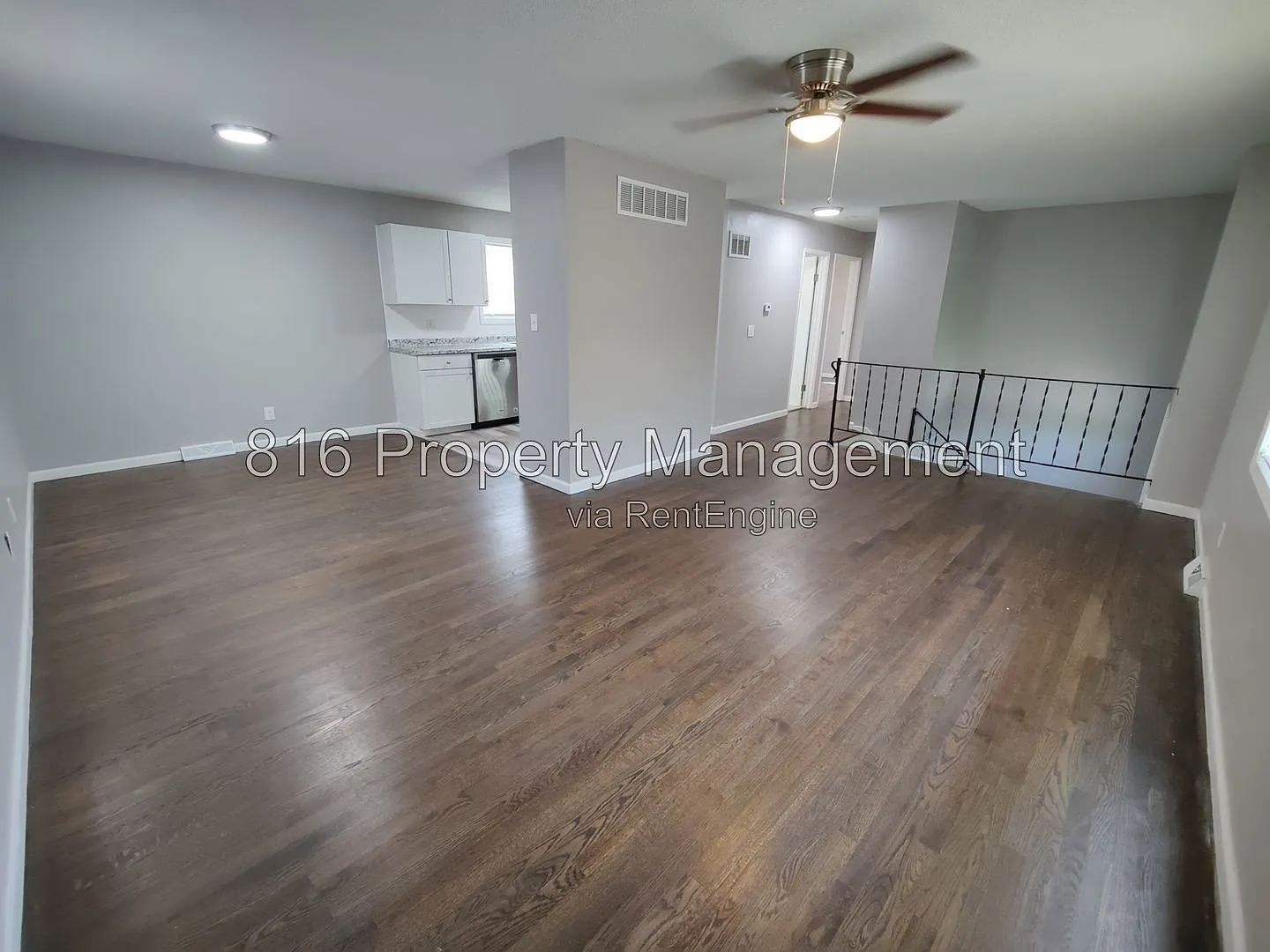 4 bed, 2.0 bath, 1376 sqft, $1,850 — Photo 2