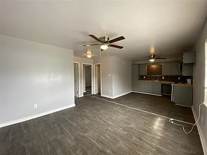 800 W Washington St #4 — Photo 47
