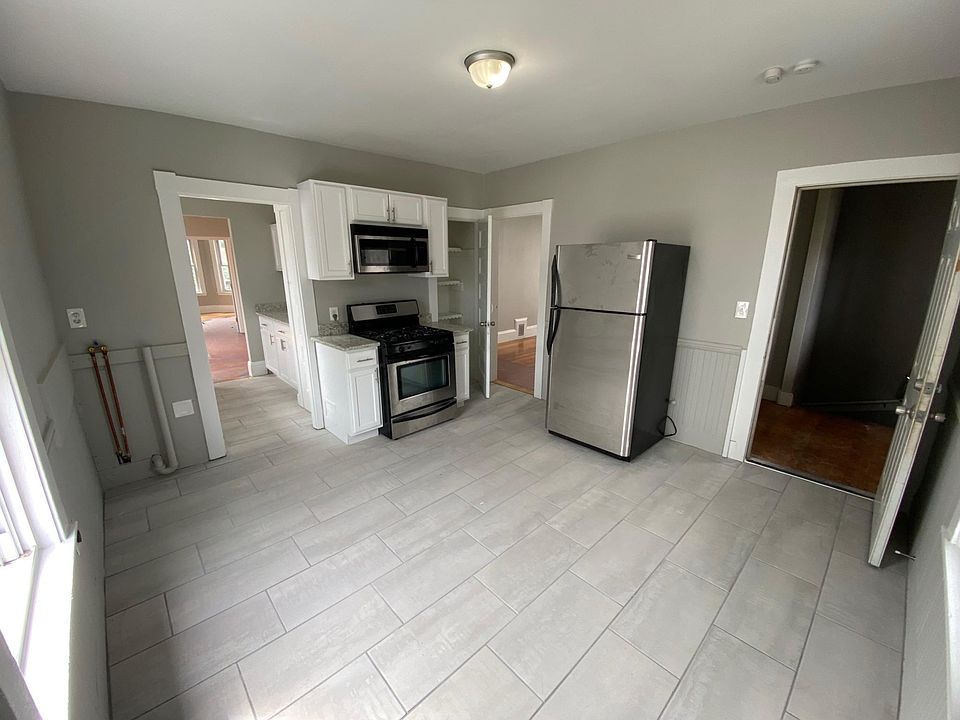1st image of 51 Rock Ave Floor 3