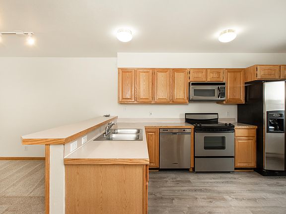 3rd image of 650 Flat Creek Dr