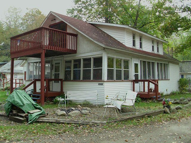 1st image of 36059 Lake St