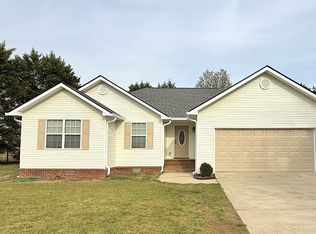 70 Shannons Ct, Comer, GA 30629