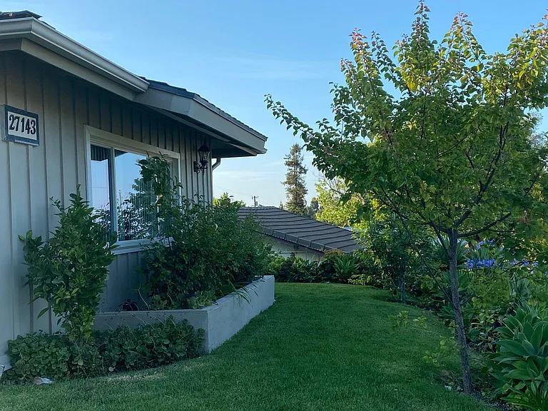 27143 Pembina Rd — Photo 3