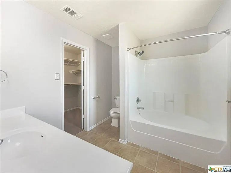 3307 Lorena Dr — Photo 6