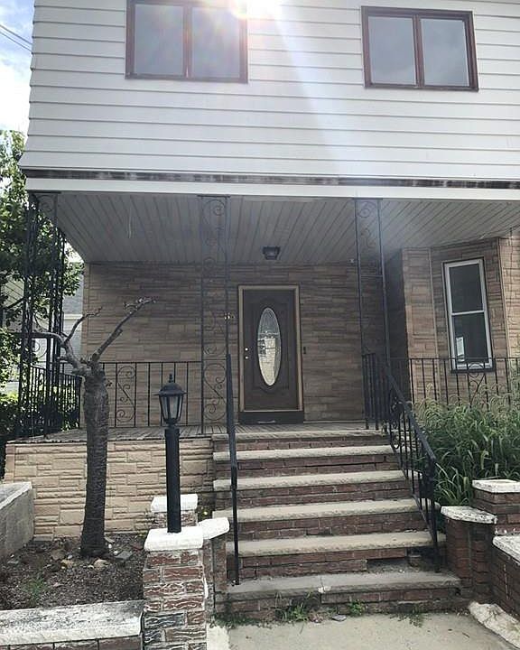 1st image of 35 Pembroke St #1