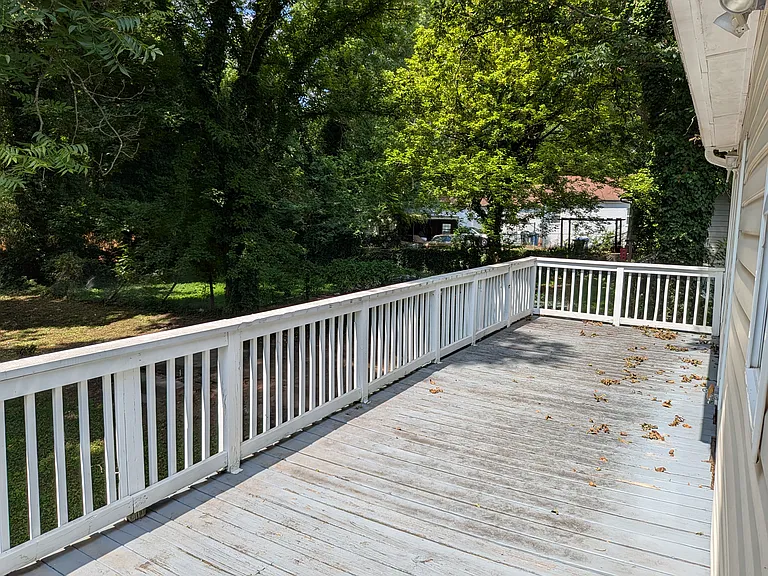 574 Fletcher St SW — Photo 24