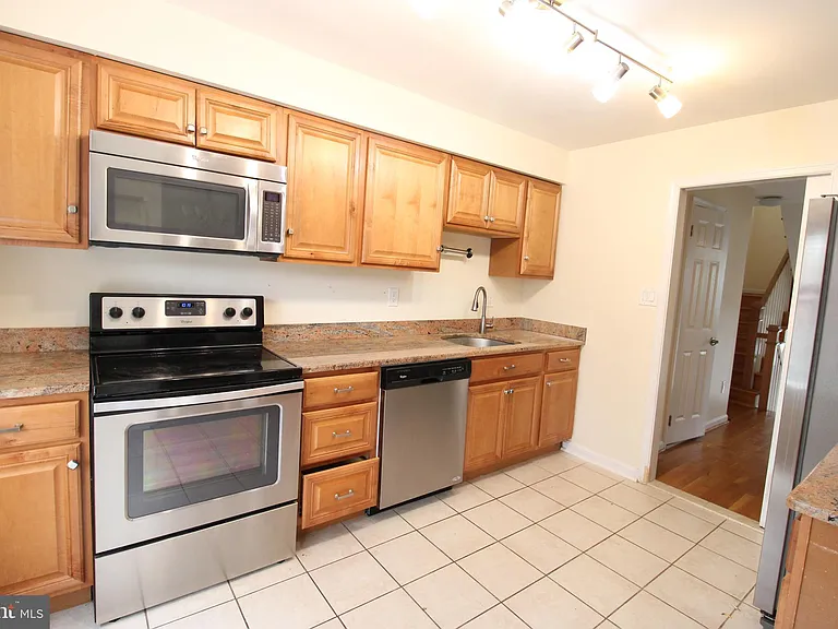 6337 Mayapple Pl — Photo 5