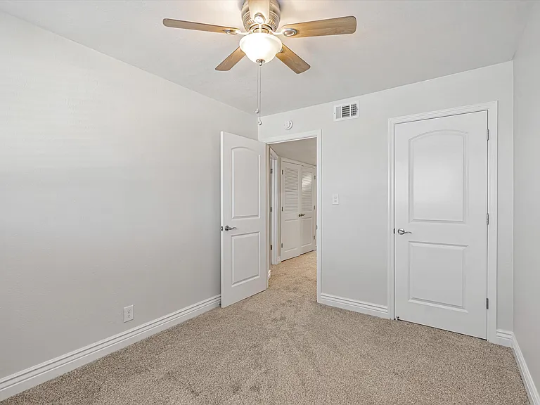 31 Foster St #4 — Photo 14
