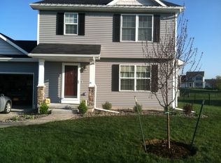 10311 Stonebridge Dr, Johnston, IA 50131