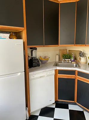 Rented by Geraldine Capasso, LREB | media 14