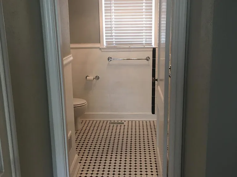 Black and white bath