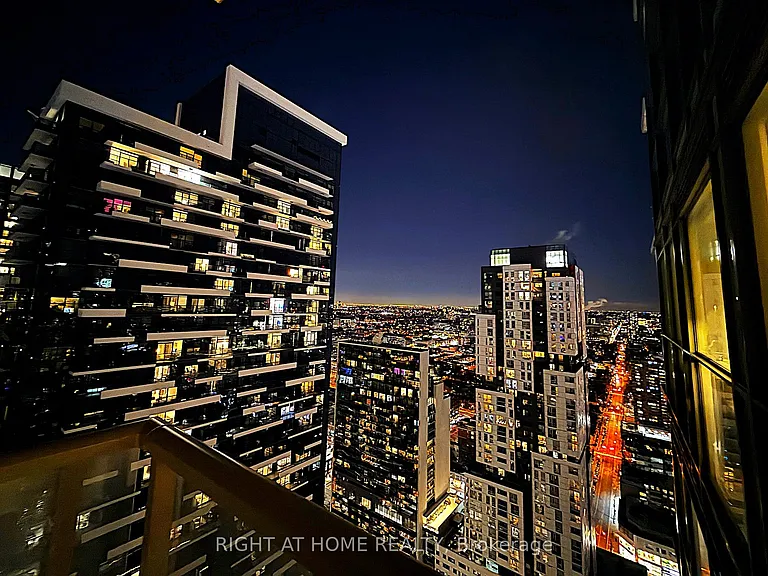 290 Adelaide St W #3603 — Photo 22