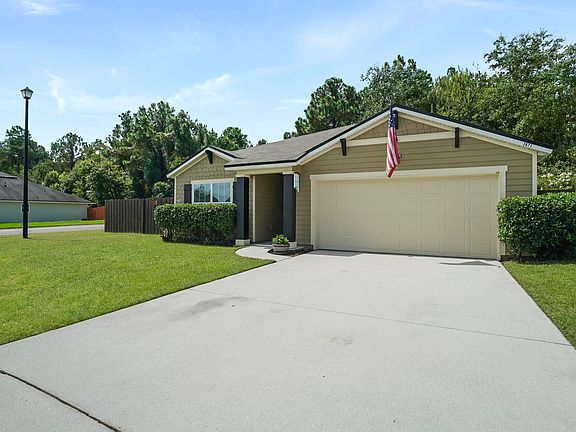 2nd image of 3671 Summit Oaks Dr