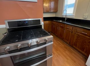 85 Vinton St, Providence, RI 02909