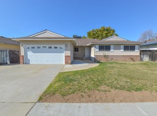 6229 N 7th St, Fresno, CA
