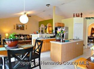 7299 County Line Rd, Spring Hill, FL 34606