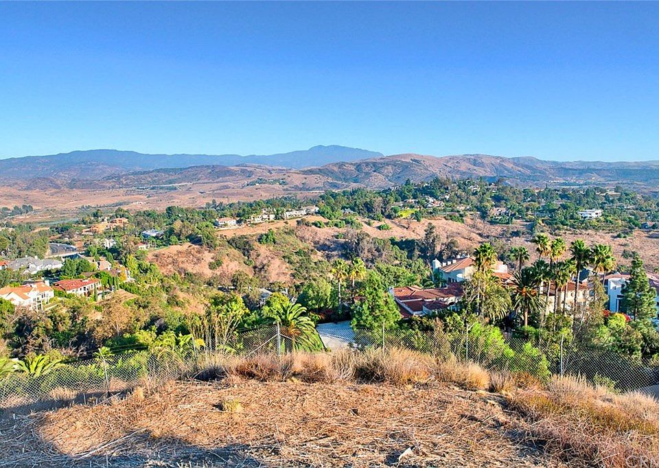 2nd image of 10231 Sunrise Ln