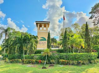 251 Palm Cir W APT 302, Hollywood, FL 33025