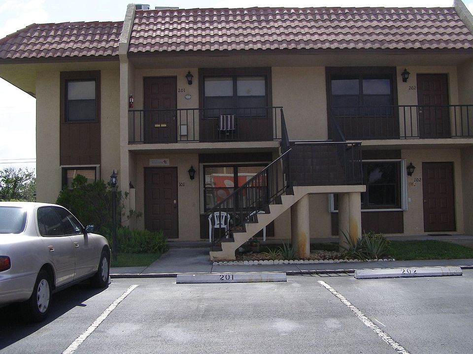 Condo in West Palm Beach, Florida