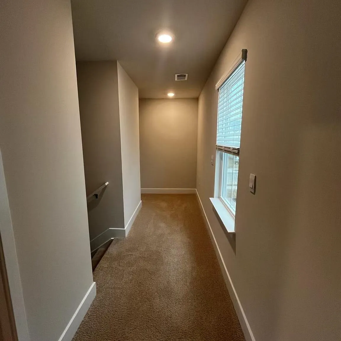 4 bed, 2.5 bath, 1953 sqft, $2,785 — Photo 4