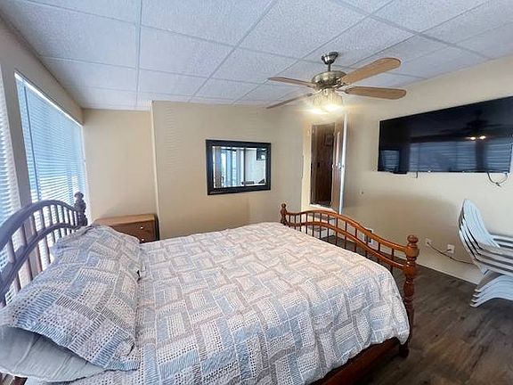 4th image of 4860 E Main St #R-3