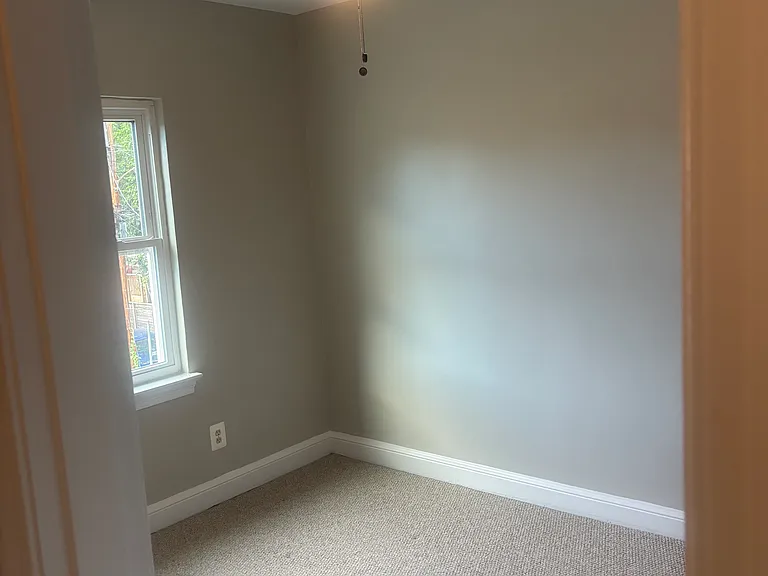 534 E Luray Ave — Photo 14