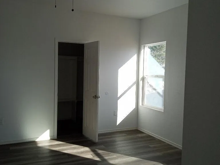 718 Cobre St #2 — Photo 10