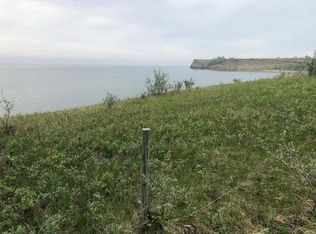 5819 Sandstone Point Rd, Beulah, ND 58523