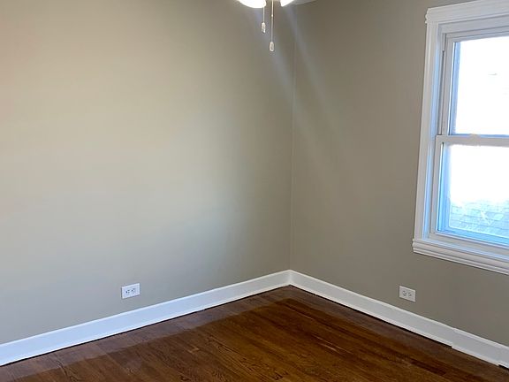 5th image of 6758 S Karlov Ave