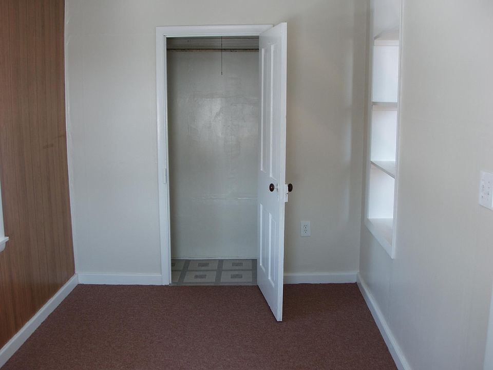 2nd image of 32 Ann St APT 7