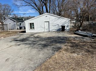 1020 W Monroe St, Bloomington, IL