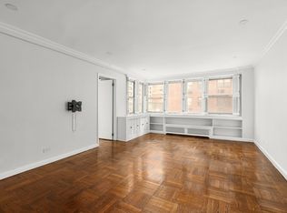 233 E 70th St APT 3S, New York, NY 10021