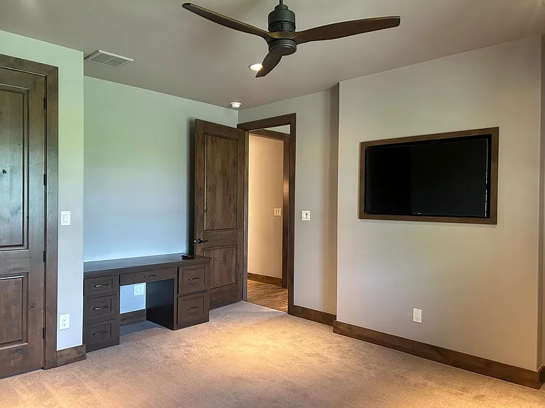 2924 Candace Cir — Photo 12