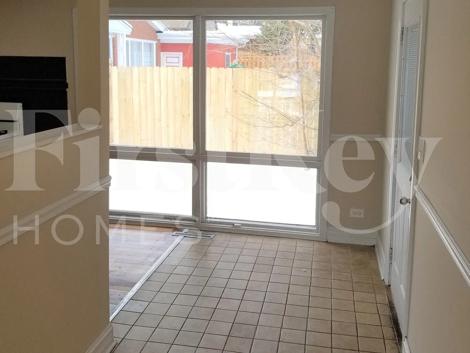 3 bed, 1.0 bath, 1188 sqft, $2,520 — Photo 3