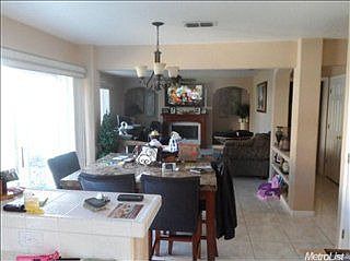 4th image of 1067 Highlands Park Dr