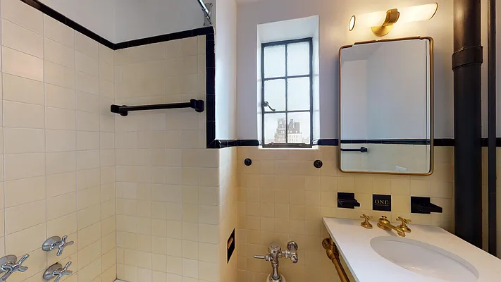 Rented by Bond New York | media 26