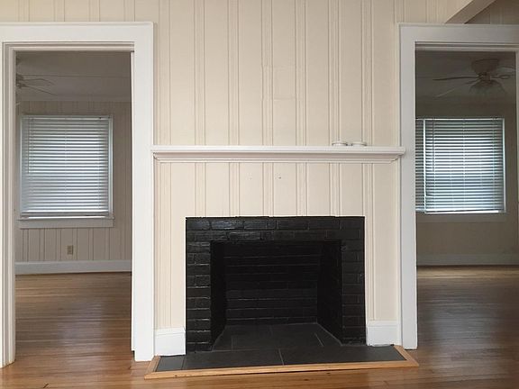 5th image of 317 27th St #1