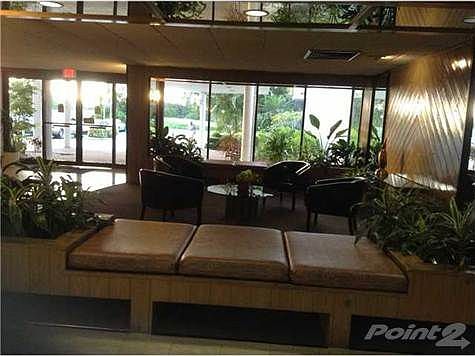 5th image of 4200 Hillcrest Dr APT 708
