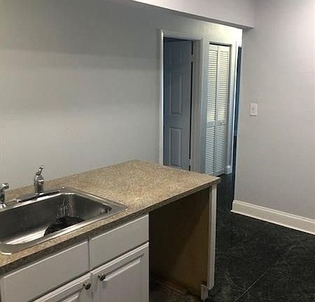 4th image of 7834 Kimberly Blvd